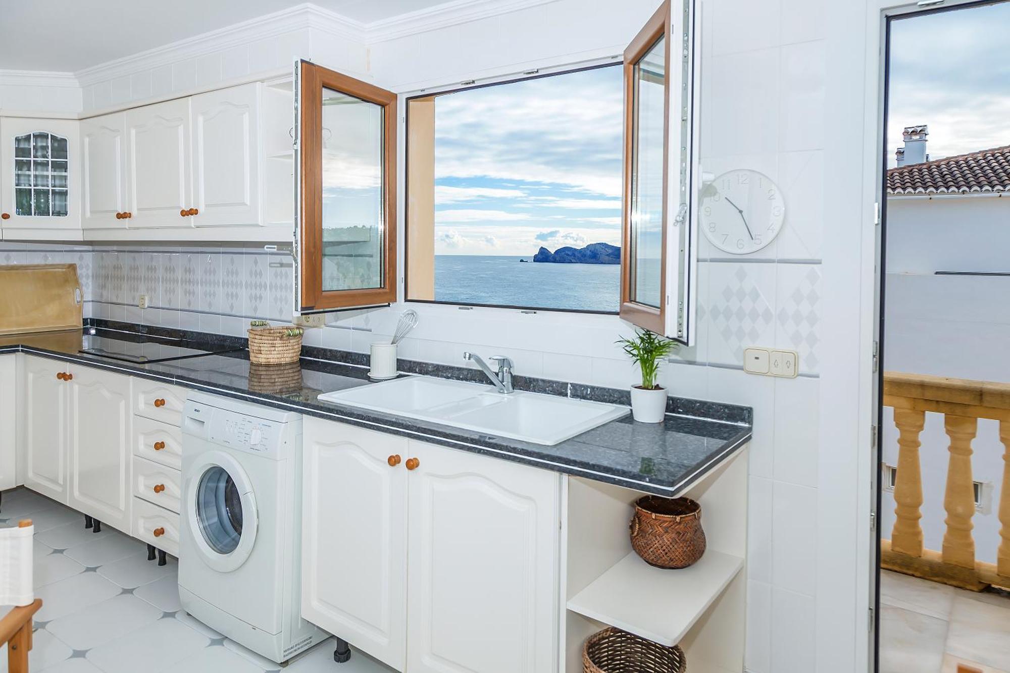 Mar-Beach Front Apartment In ฮาเวอา ภายนอก รูปภาพ