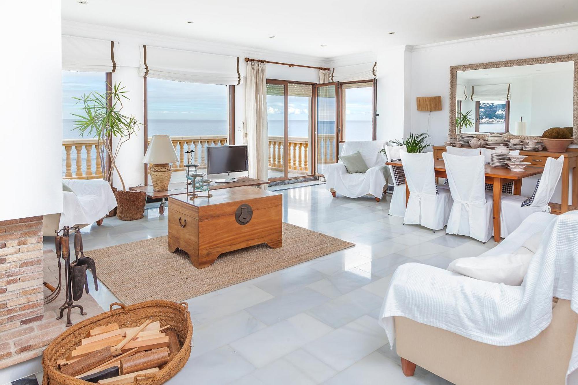 Mar-Beach Front Apartment In ฮาเวอา ภายนอก รูปภาพ