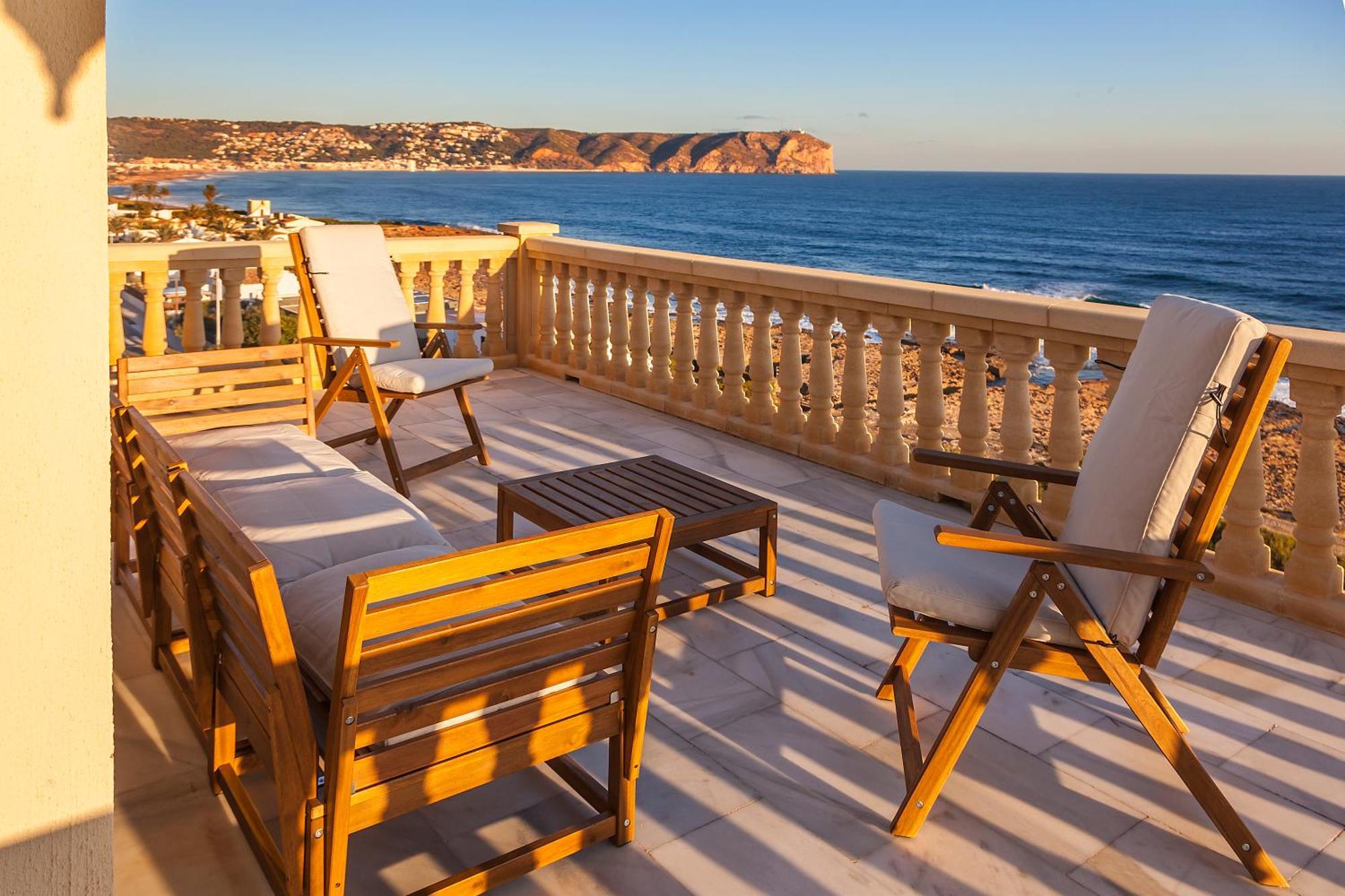 Mar-Beach Front Apartment In ฮาเวอา ภายนอก รูปภาพ